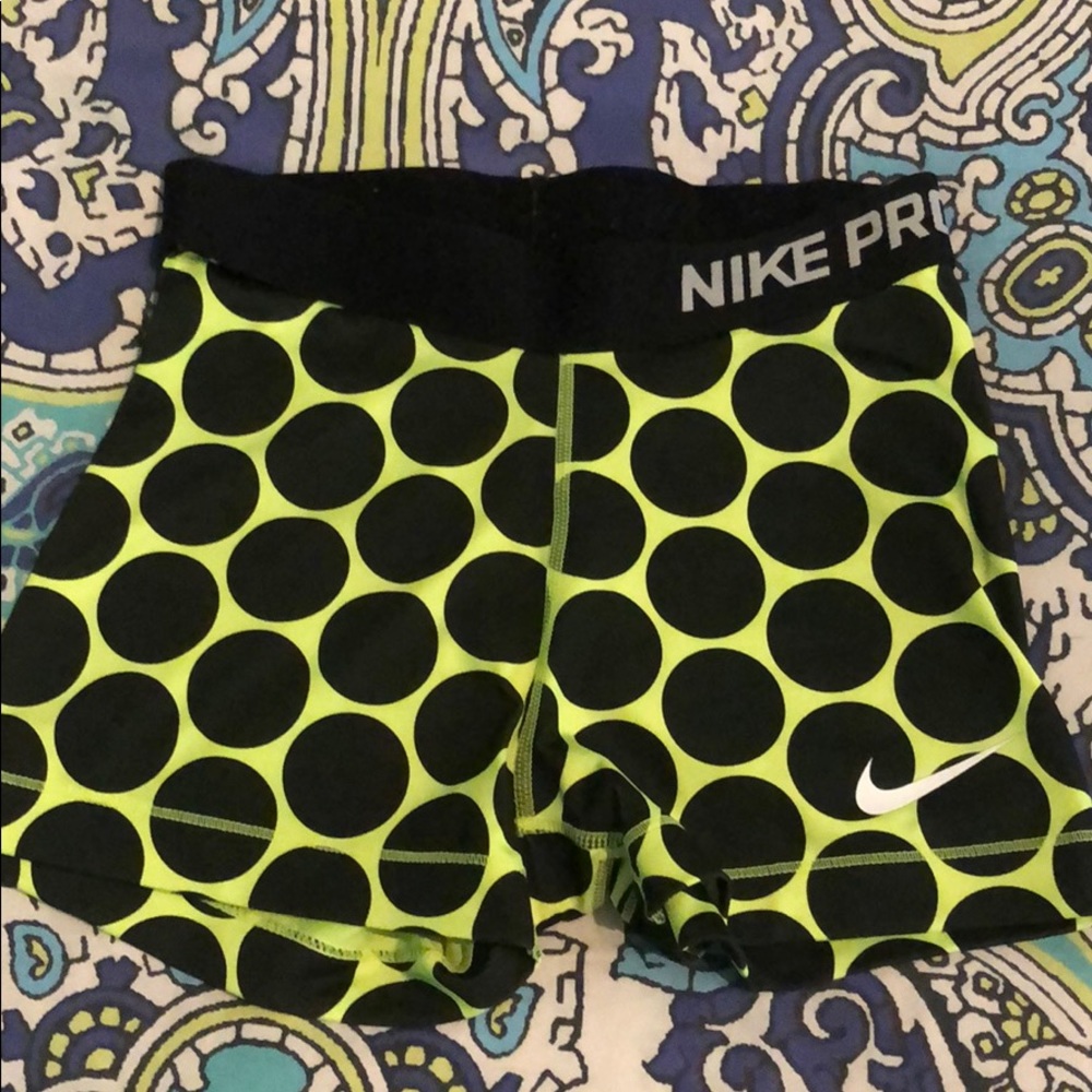 Nike Dri-Fit shorts excellent condition